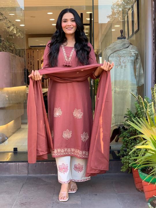Jaipuri cotton 3pcs wholesale kurti market in gujarat